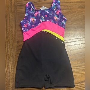 BOGO free 


Danskin Freestyle Purple and Pink Leotard